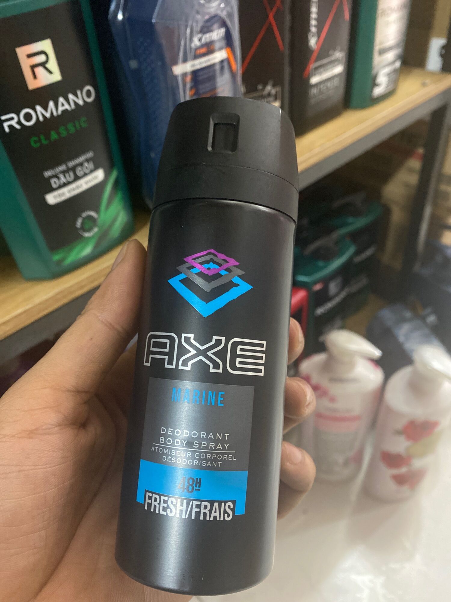 XỊT KHỬ MÙI AXE 150 ML HƯƠNG NƯỚC HOA CHO NAM NHẬP KHẨU