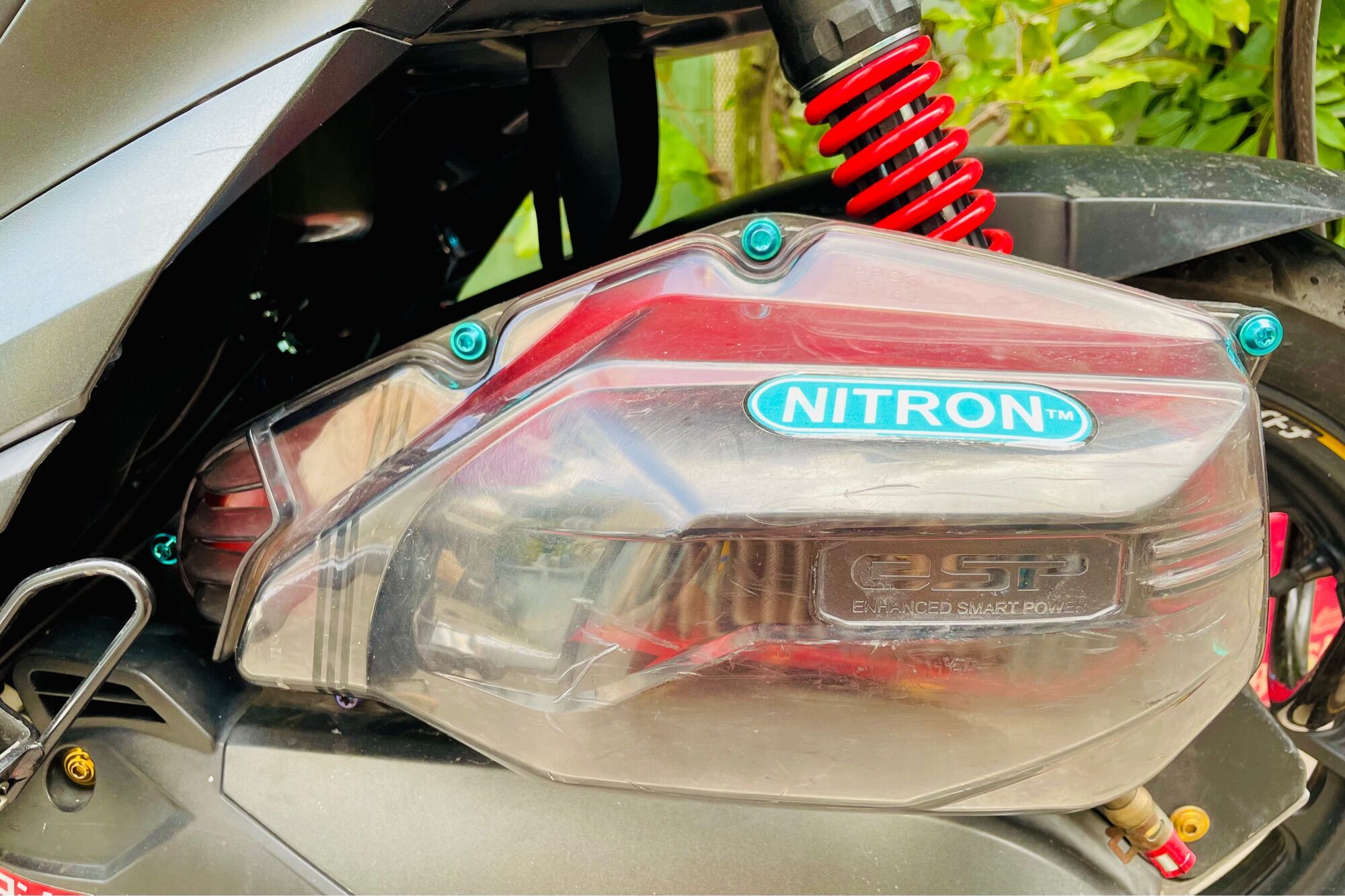 Combo 7 con ốc Titan Gr5 gắn ốp pô e Vario,Click, AirBlade
