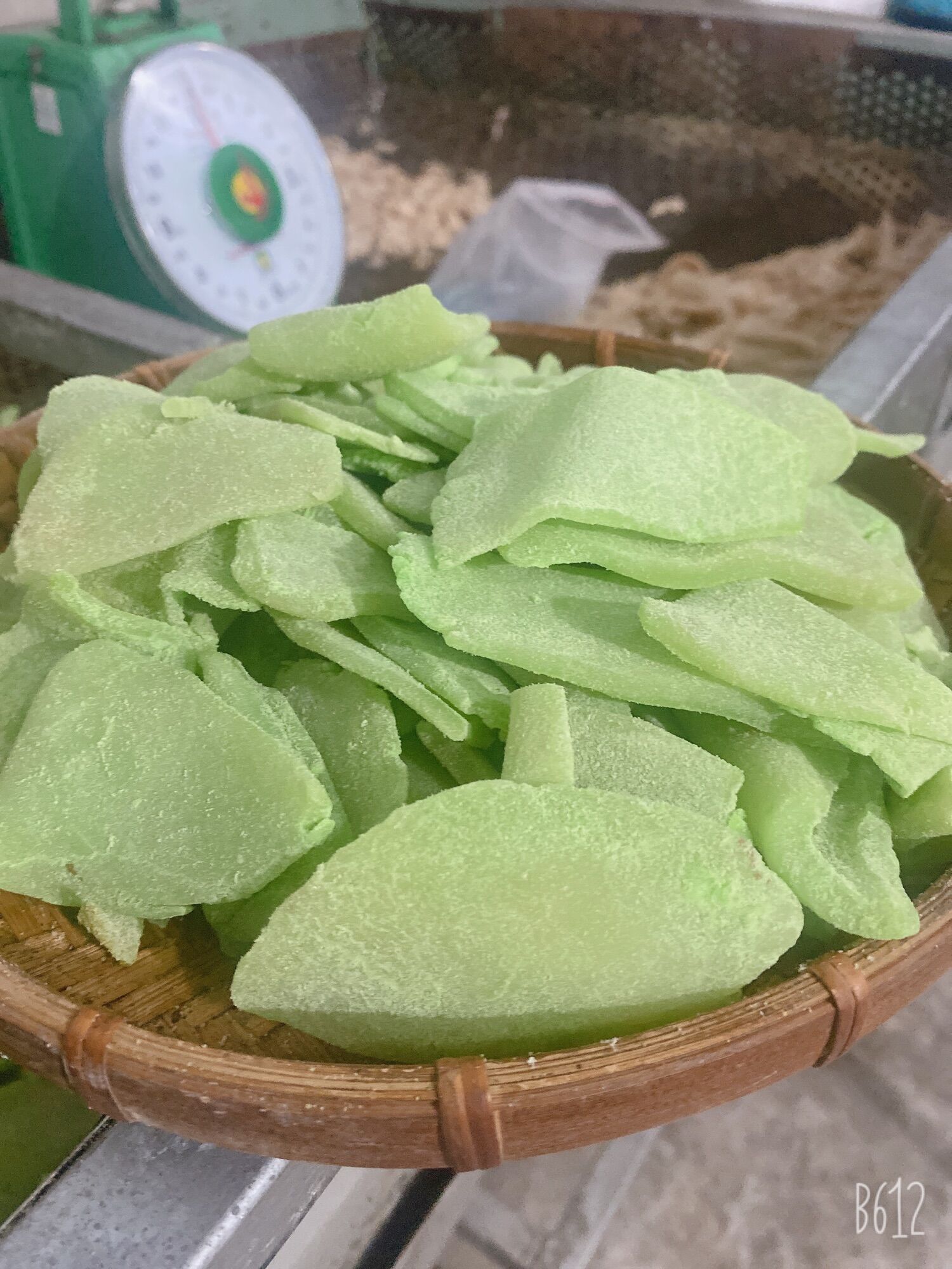Mứt dừa non miếng mềm 90k/500g
