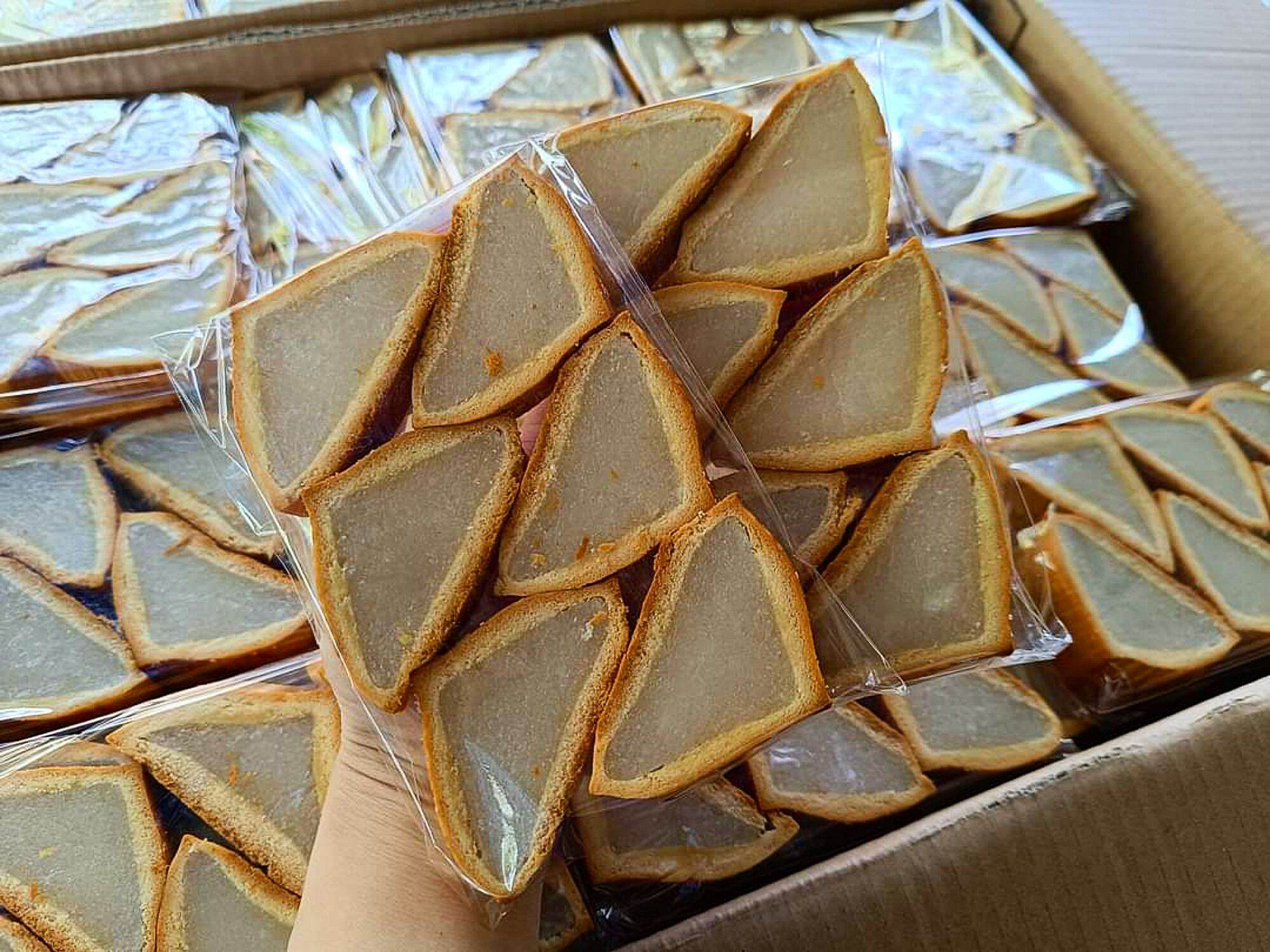 Bánh xà lam dừa  Bến Tre 1 bịch 6 cái 180g HSD 45 ngày