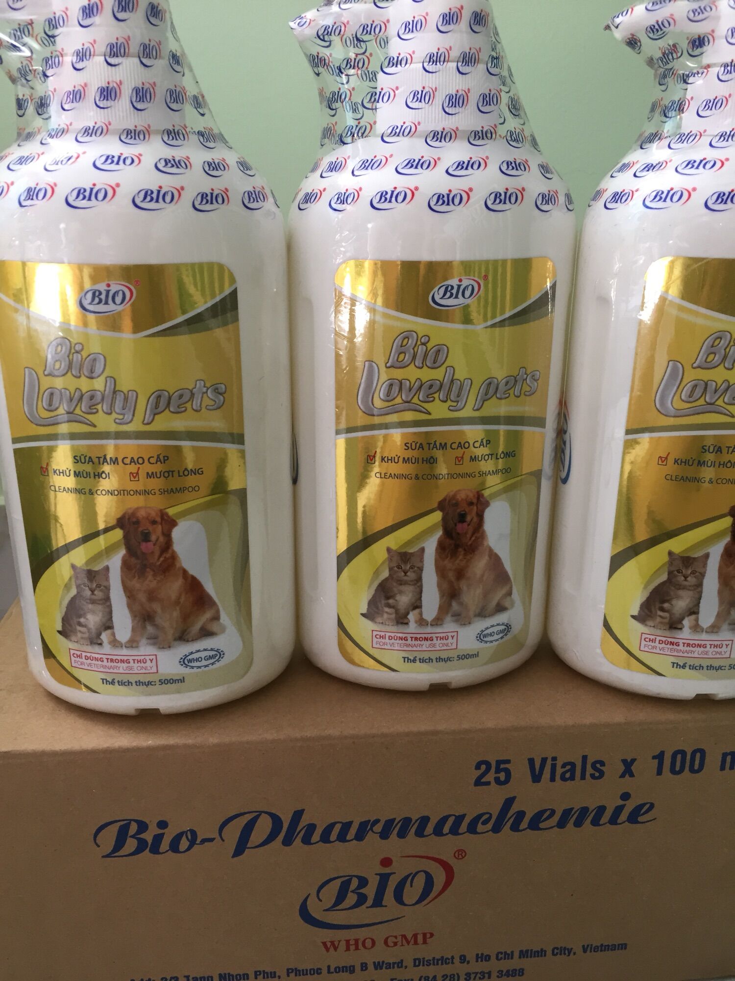 [HCM](Giá Kho) Bio- Lovely Pets 500ml Sữa tắm cao cấp cho chó mèo. Khử mùi hôi dưỡng da giúp lông siêu mượt, ngăn ngằ ve, ghẻ nấm da