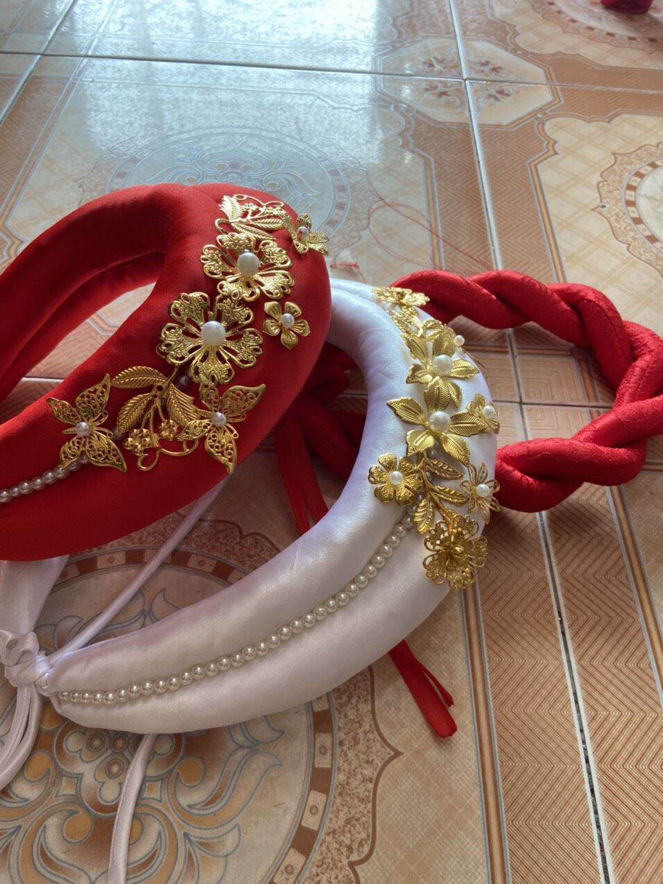 mấn 2 tầng, mấn cô dâu, mấn biểu diễn