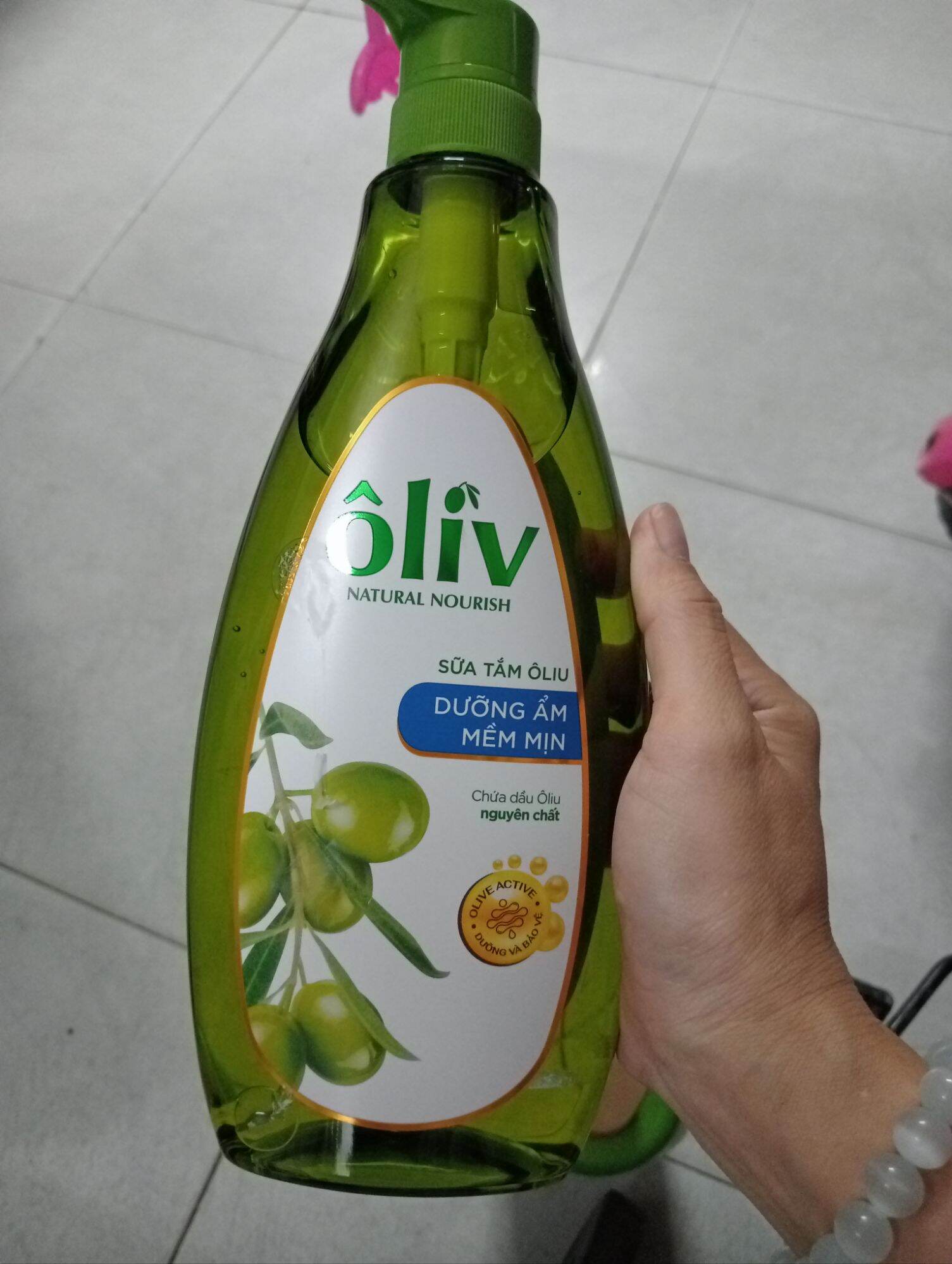 Sữa tắm ôliu dưỡng sáng da, mềm mịn 650ml/350ml