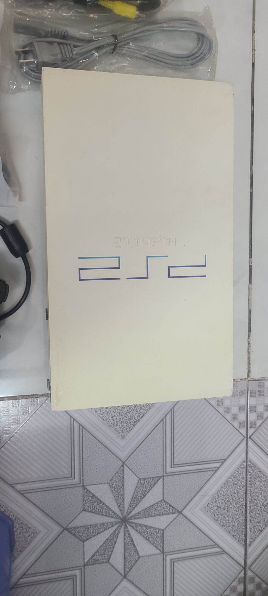 máy ps2 full phụ kiện ( chơi được ps1 ) ( thanh toán tiền mặt , thanh toán thẻ đều được )