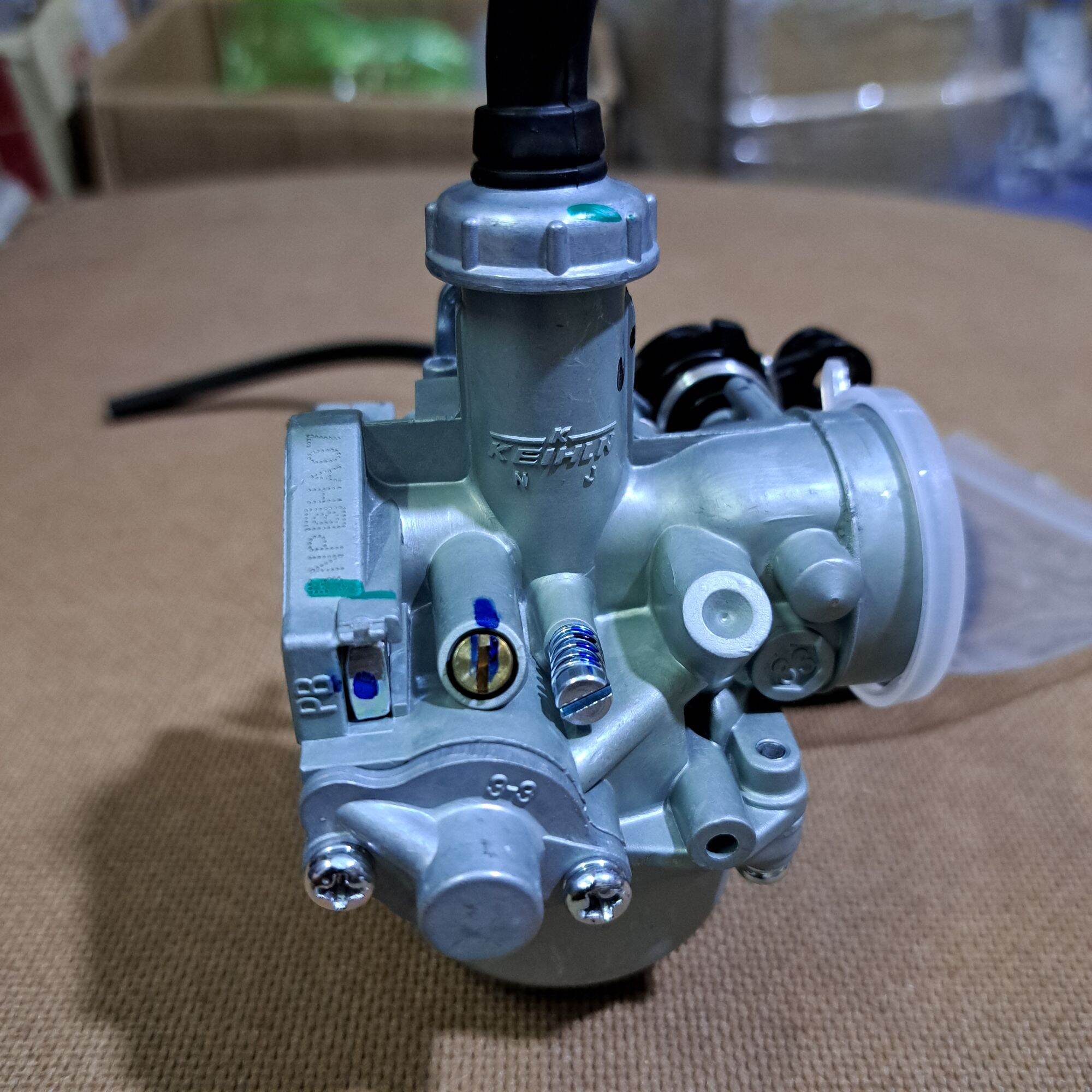 chế hòa khí (bình xăng con) RS,S100,RS100, WAVE 125,DREAM, WAVE 110... Giá 349,000 Đồng*Miễn phí vận chuyển