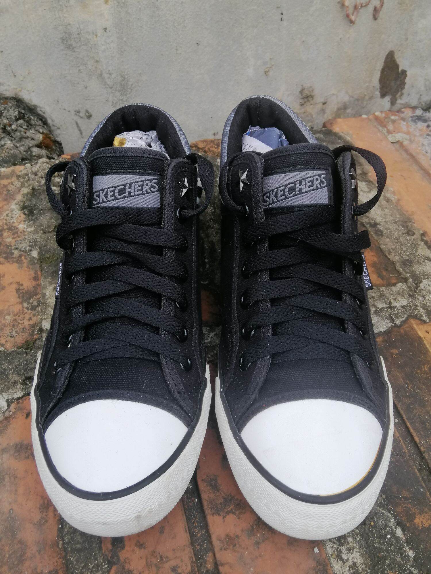 Giầy thể thao nữ hiệu Skechers của Mỹ