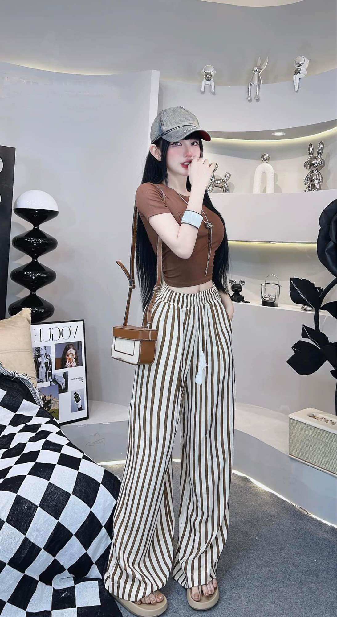 Set áo corop kèm quần sọc