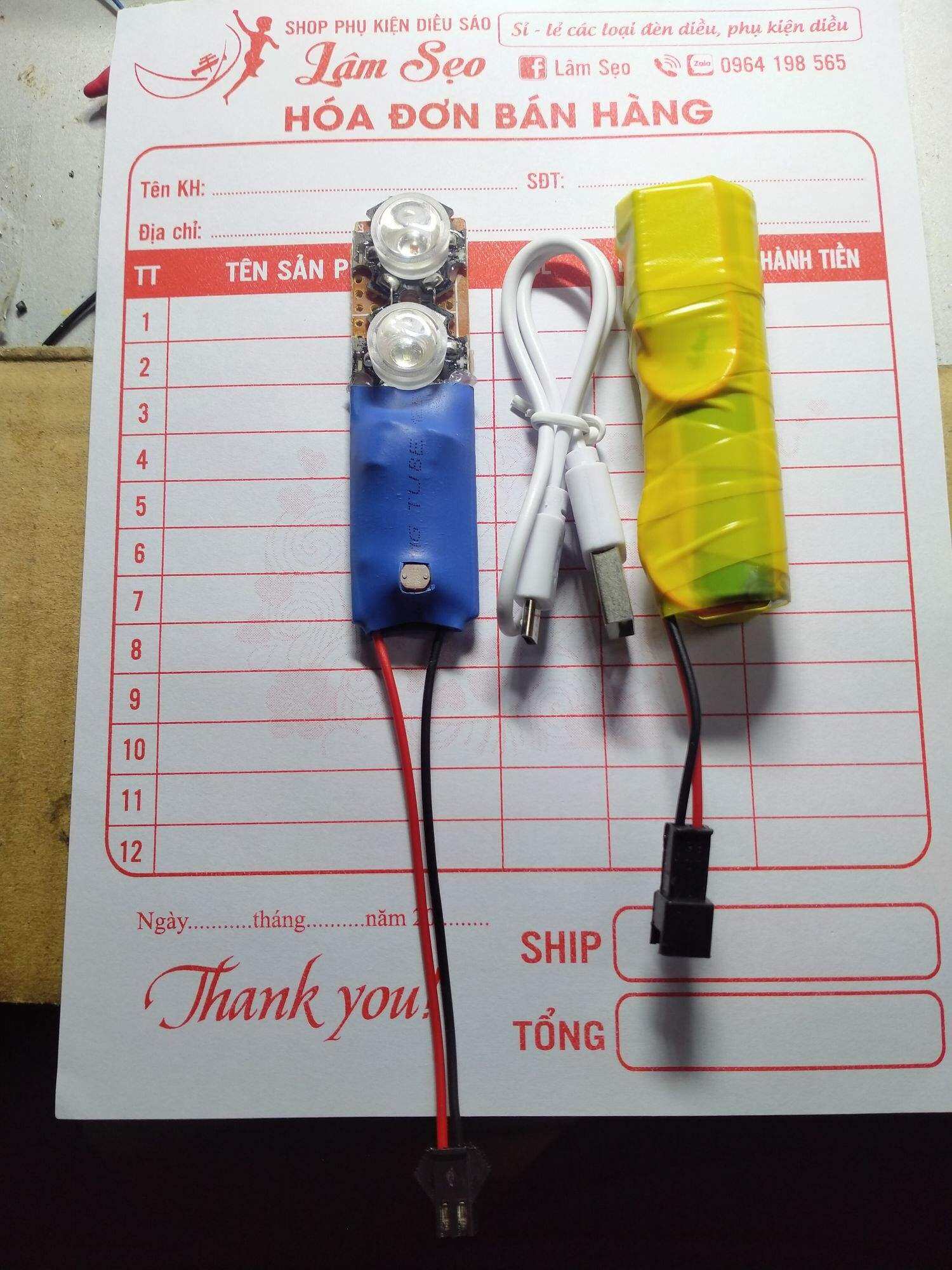 Đèn cảm biến lắp diều sáo có choá