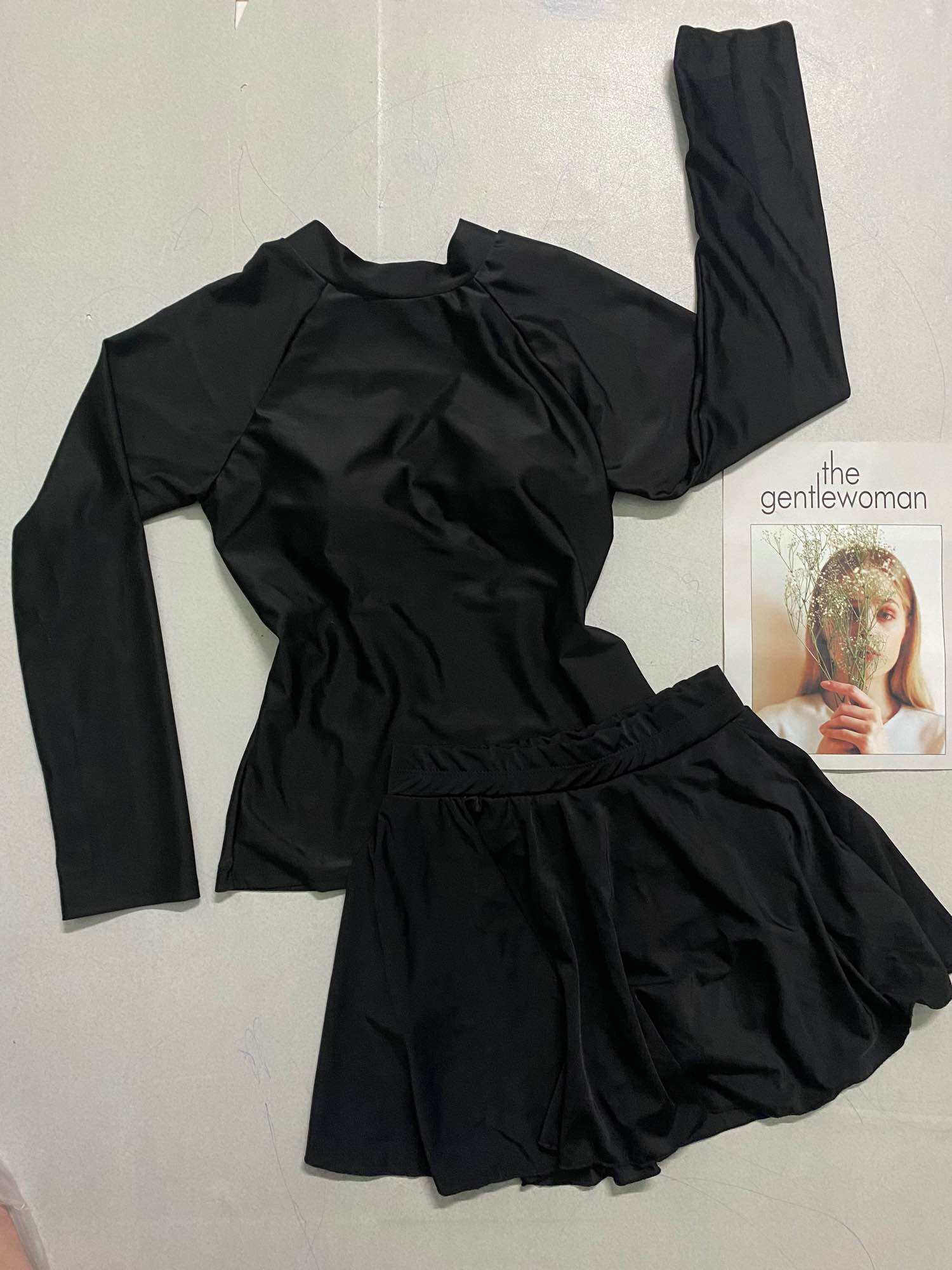 [Size L XL XXL] Đồ bơi nữ kín đáo tay dài chống nắng phối váy xoè hoạ tiết hoa in cao cấp Áo tắm Bik
