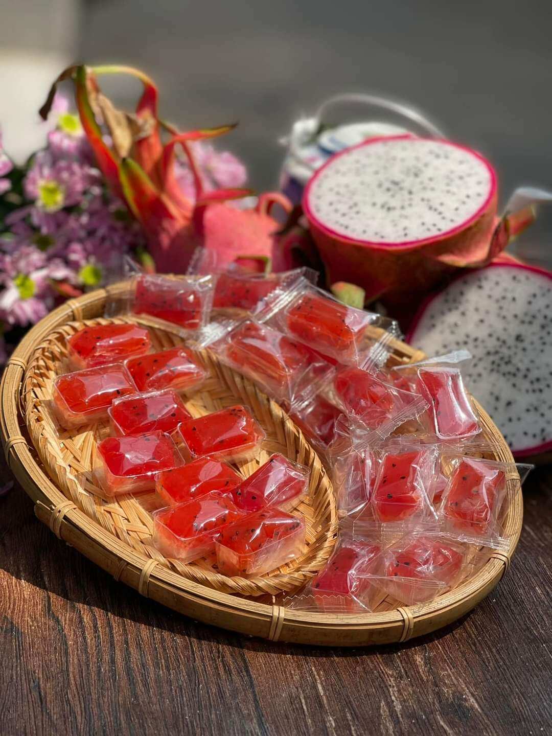 Mứt thanh long ép 1kg