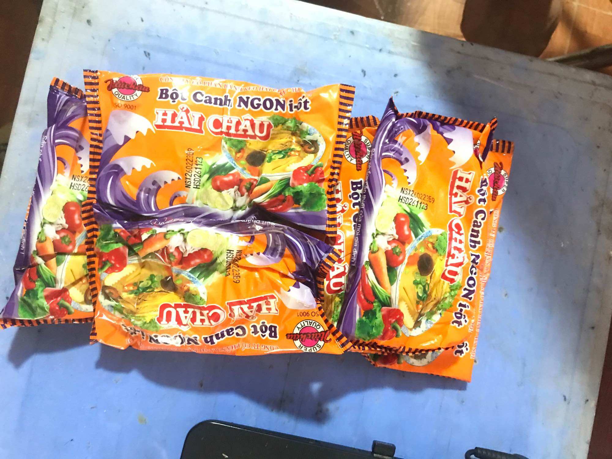 Bột canh hải châu i-ot 190g