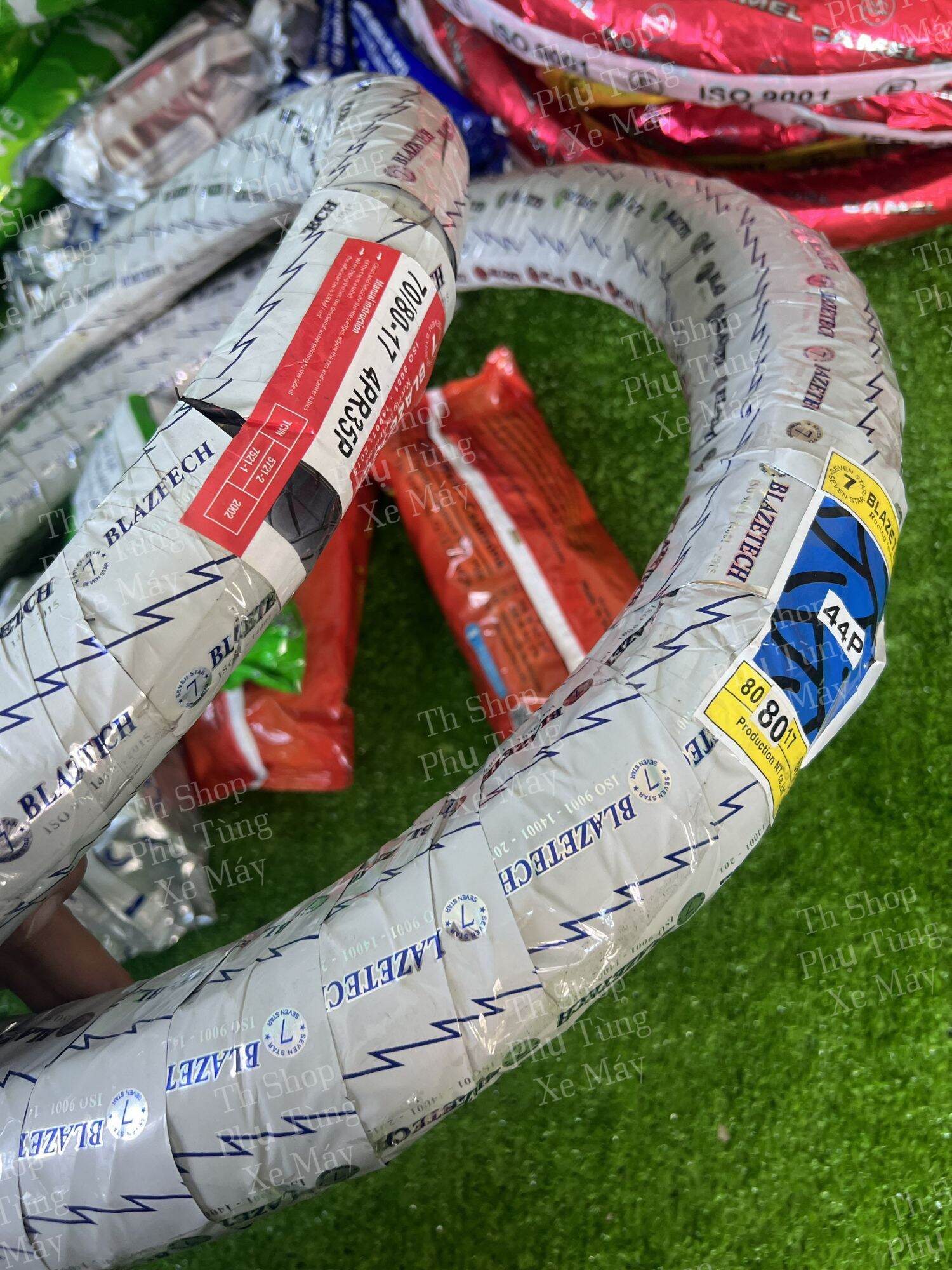 CẶP VỎ RUỘT BLAZETECH THÁI LAN 70 & 80/80-17 GAI Y HÌNH GẮN VỪA CÁC DÒNG XE MÁY SẢN PHẨM MỚI CHẤT LƯỢNG TỐT