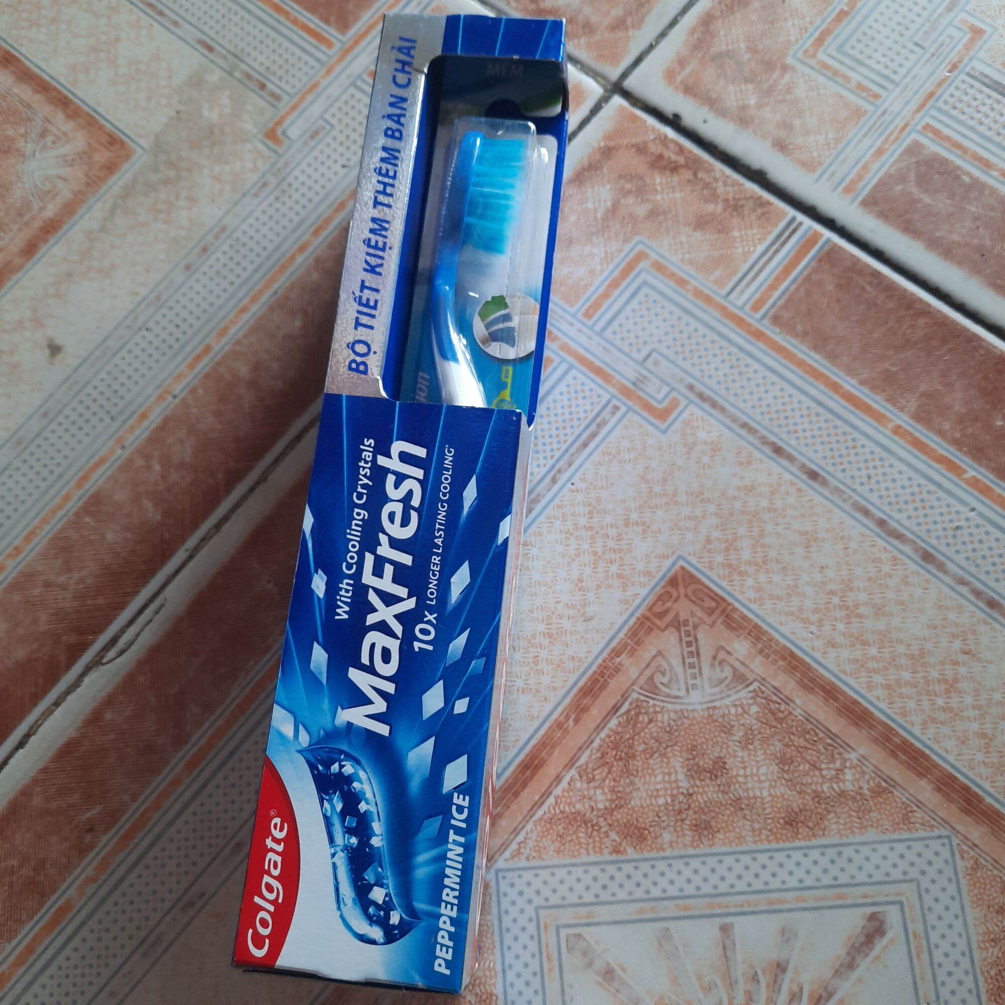 kem đánh răng cogate maxfresh 230g