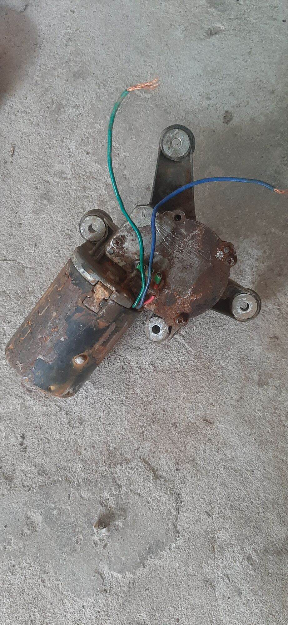 Moto 12v giảm tốc cần gạt kính ôtô hàng cũ tháo xe