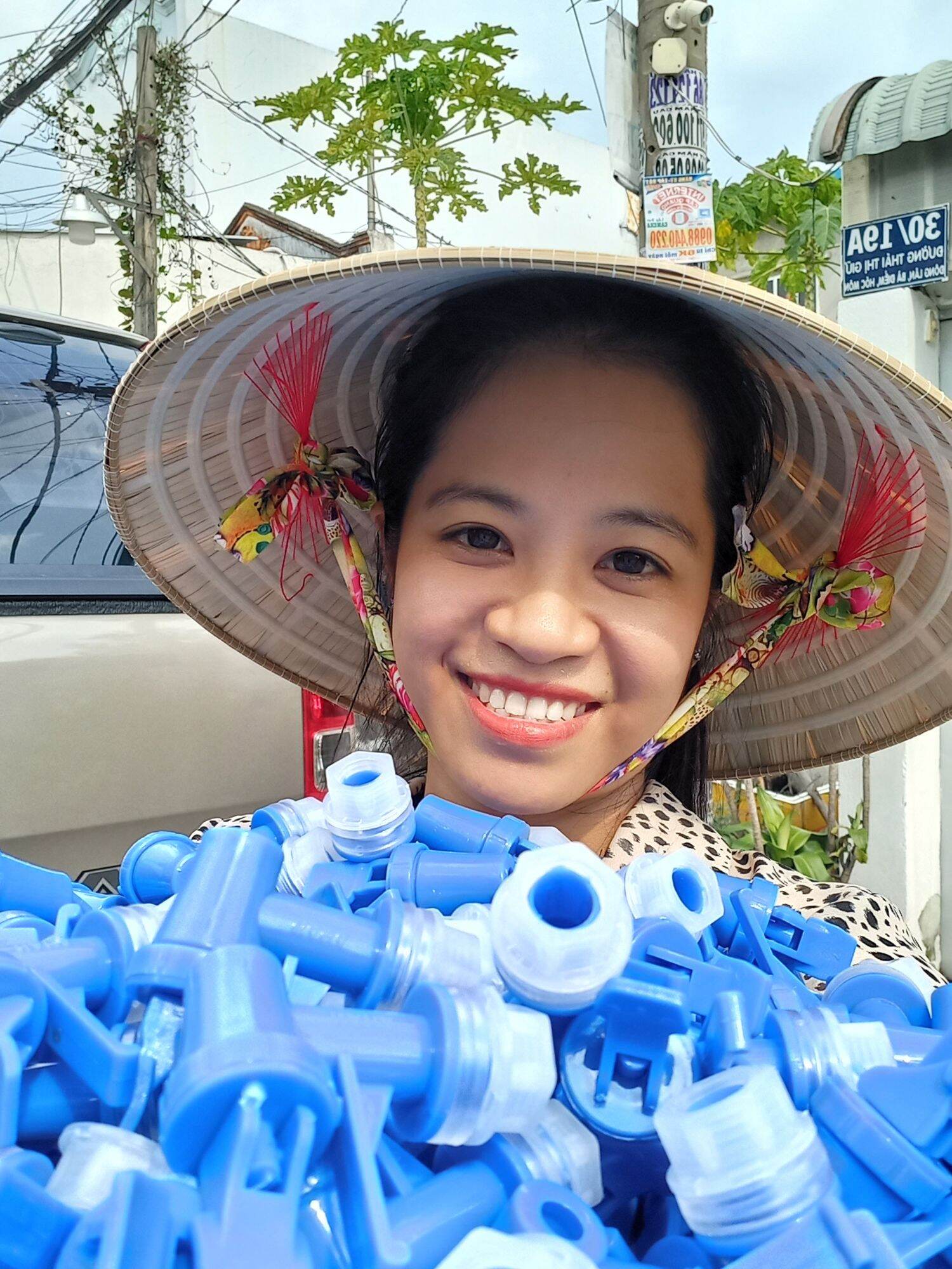 Vòi bình nước .vòi gạt tự động,loại tốt