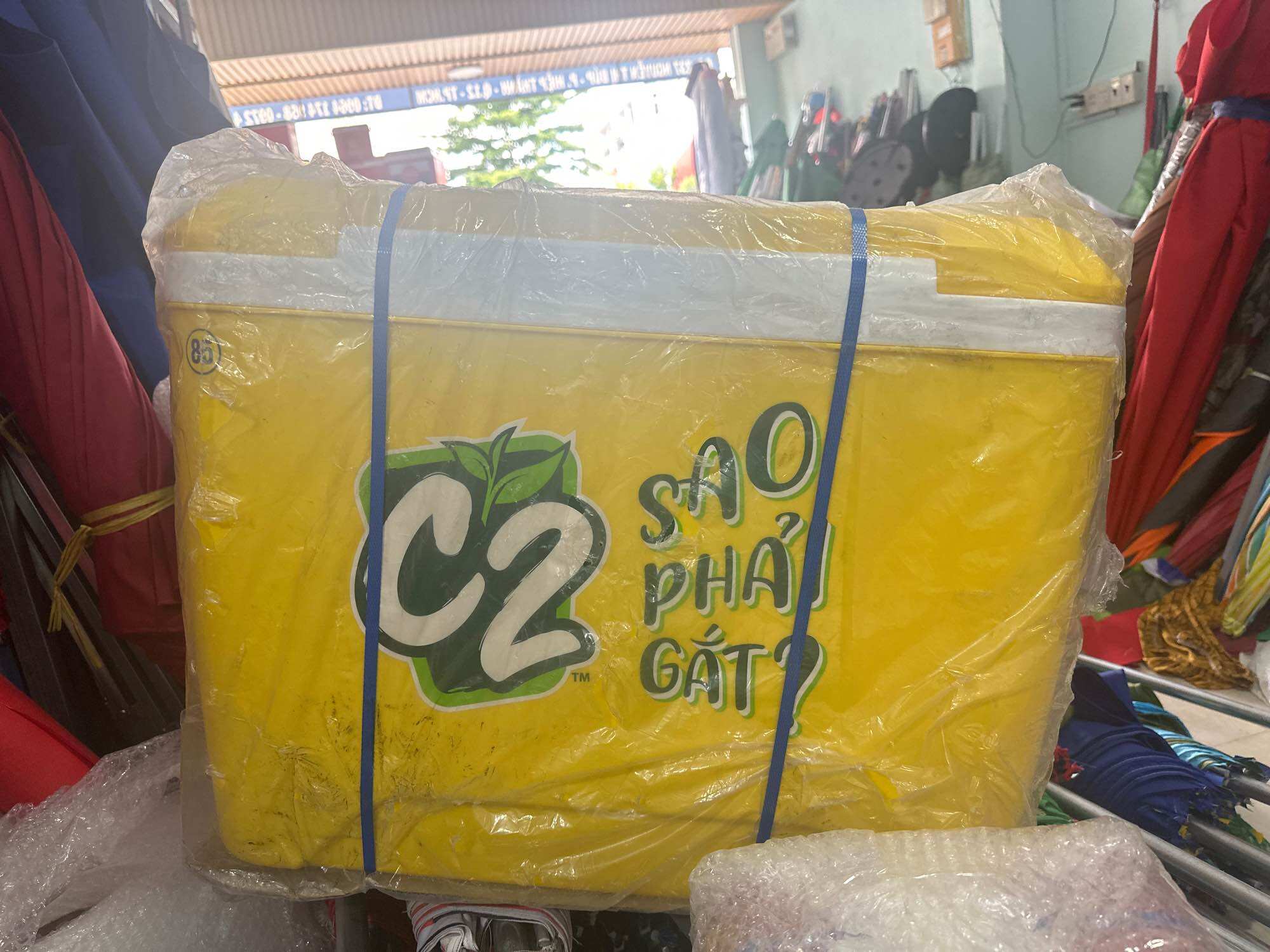 Thùng đá lớn cao cấp nhựa duy tân 85l