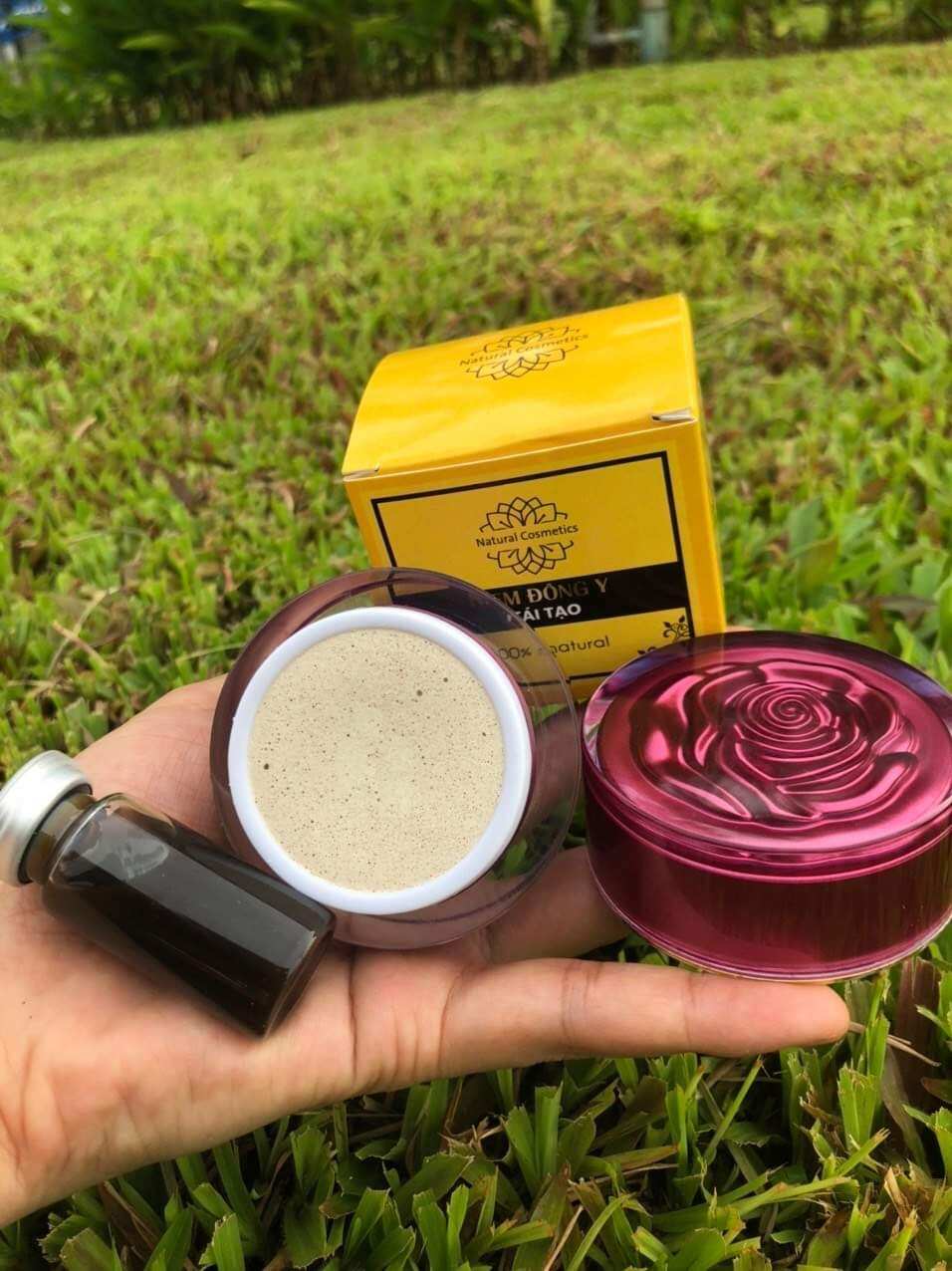 Combo kem Đông Y tái tạo da nám mụn sẹo thâm sẹo rỗ sạm tàn nhang hũ 30g( gôm kem tái tạo và tặng kèm 1 serum Tinh chất thải độc hút chân nám mụn)
