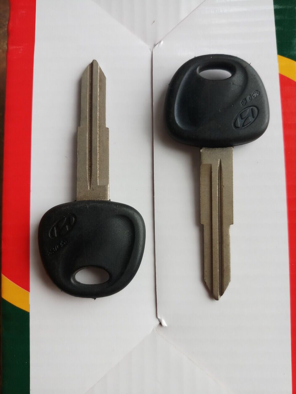 Phôi chìa khoá xe HUYNDAI rảnh phải ( combo 2 chìa )