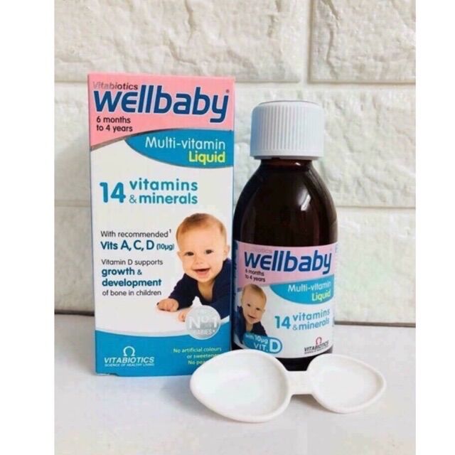 Siro Wellbaby Multivitamin liquid 150ml Anh Vitabitotics cung cấp 14 vitamin và khoáng chất cần thiết