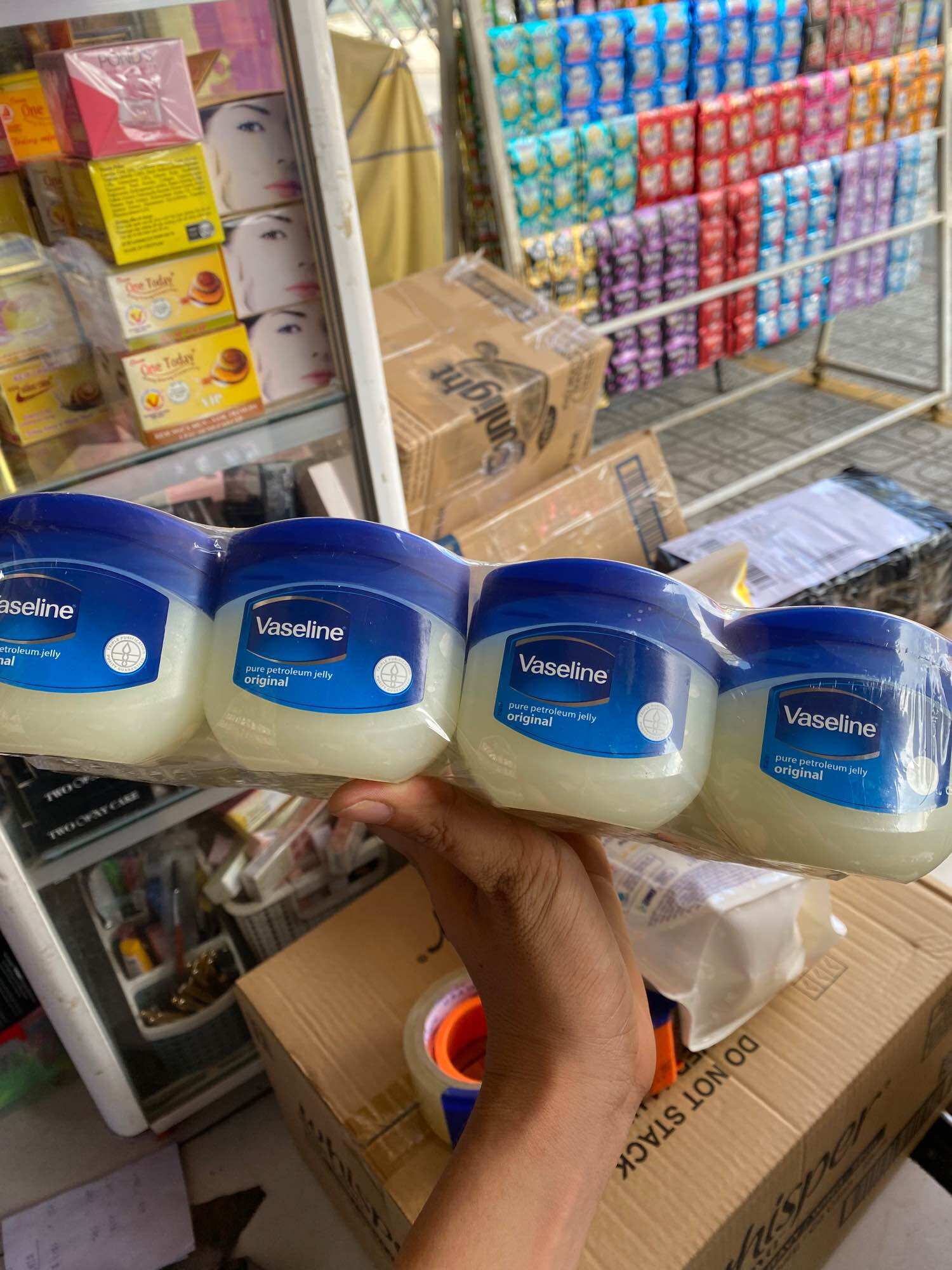 Sáp dưỡng ẩm Vaseline Original Protecting Jelly 50ml