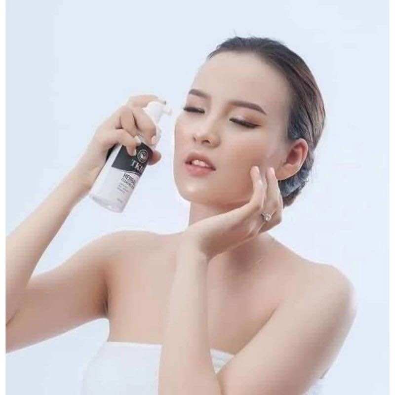 SỮA RỬA MẶT DETOX TRẦN KIM HUYỀN