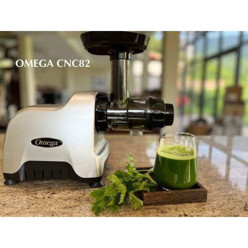Máy Ép Chậm Omega CNC82 Ép Rau Hoa Quả Siêu Kiệt Bã