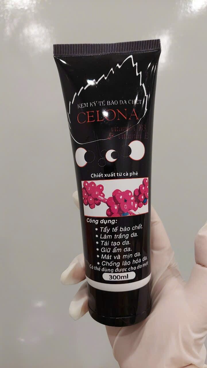 Tẩy tế bào chết CELONA 300g