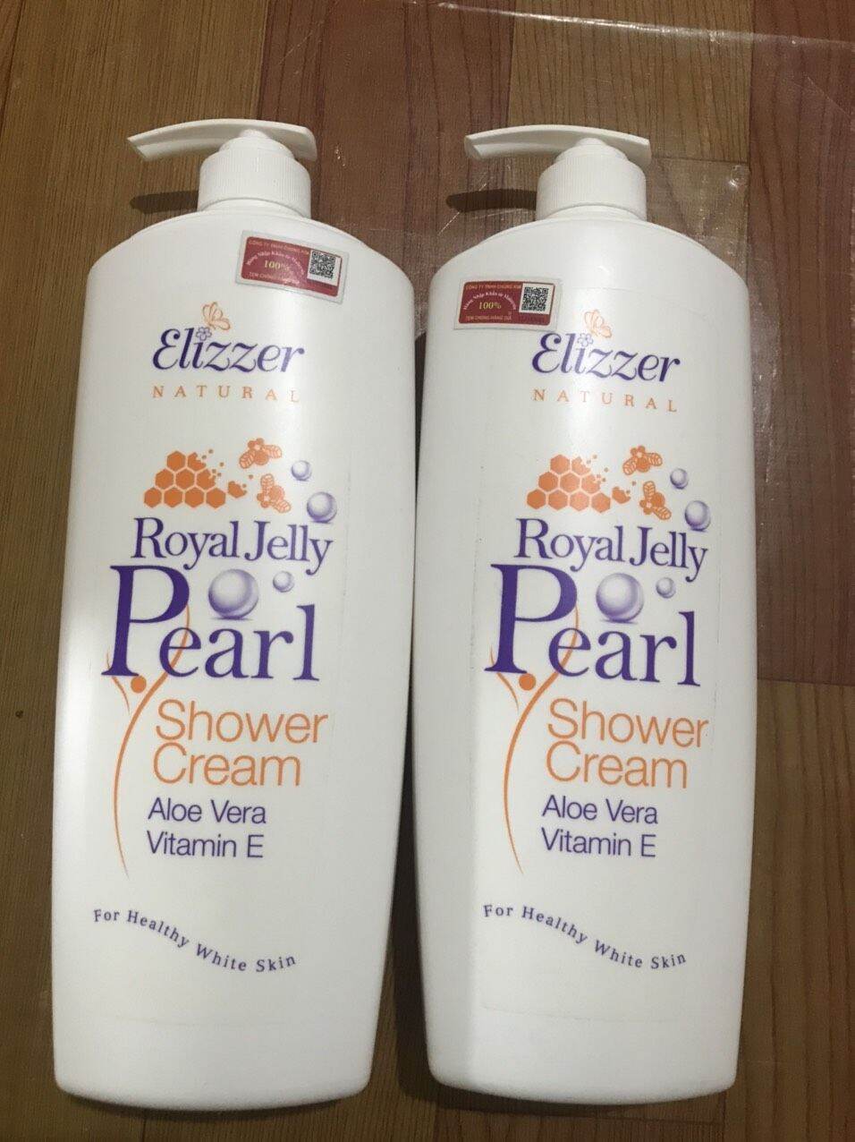 Sữa tắm dưỡng sáng da Elizzer ong chúa Ngọc trai 1000 ml- nhập khẩu 100% Malaysia