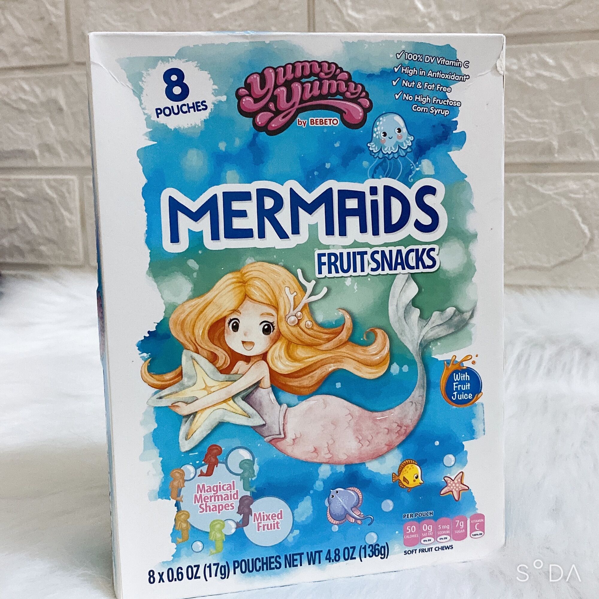 Kẹo dẻo trái cây Nàng Tiên Cá- Mermaids Fruit Snacks . Hộp/8gói 136grs.