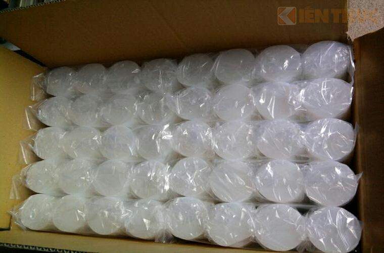 Cồn khô loại 1 10kg đóng gói trong hộp carton, bao bì nhựa trong suốt, dùng cho bếp nấu.