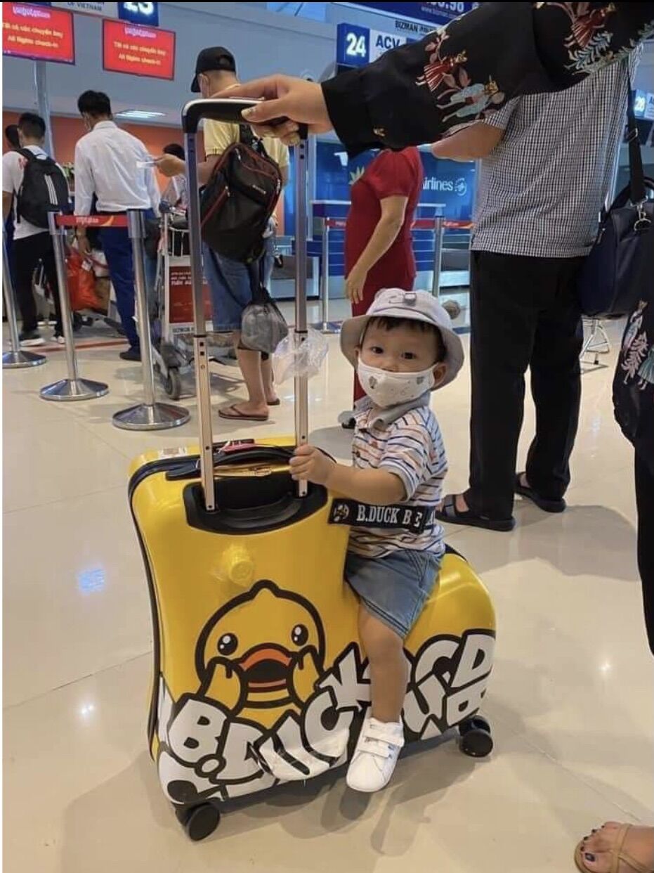 Vali bduck cho bé