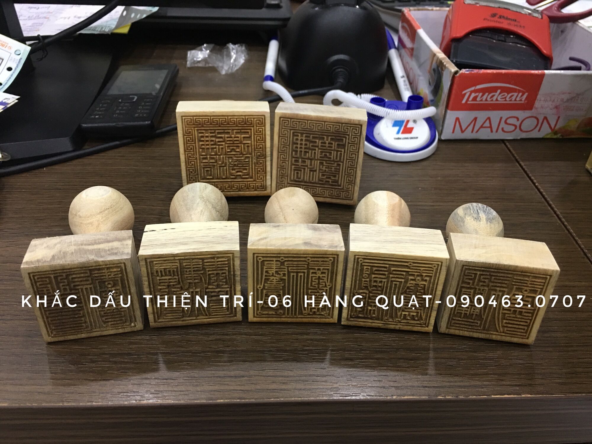 Dấu gỗ thị 5 cm , dấu bát quái, dấu bản mệnh , dấu nhà Trần