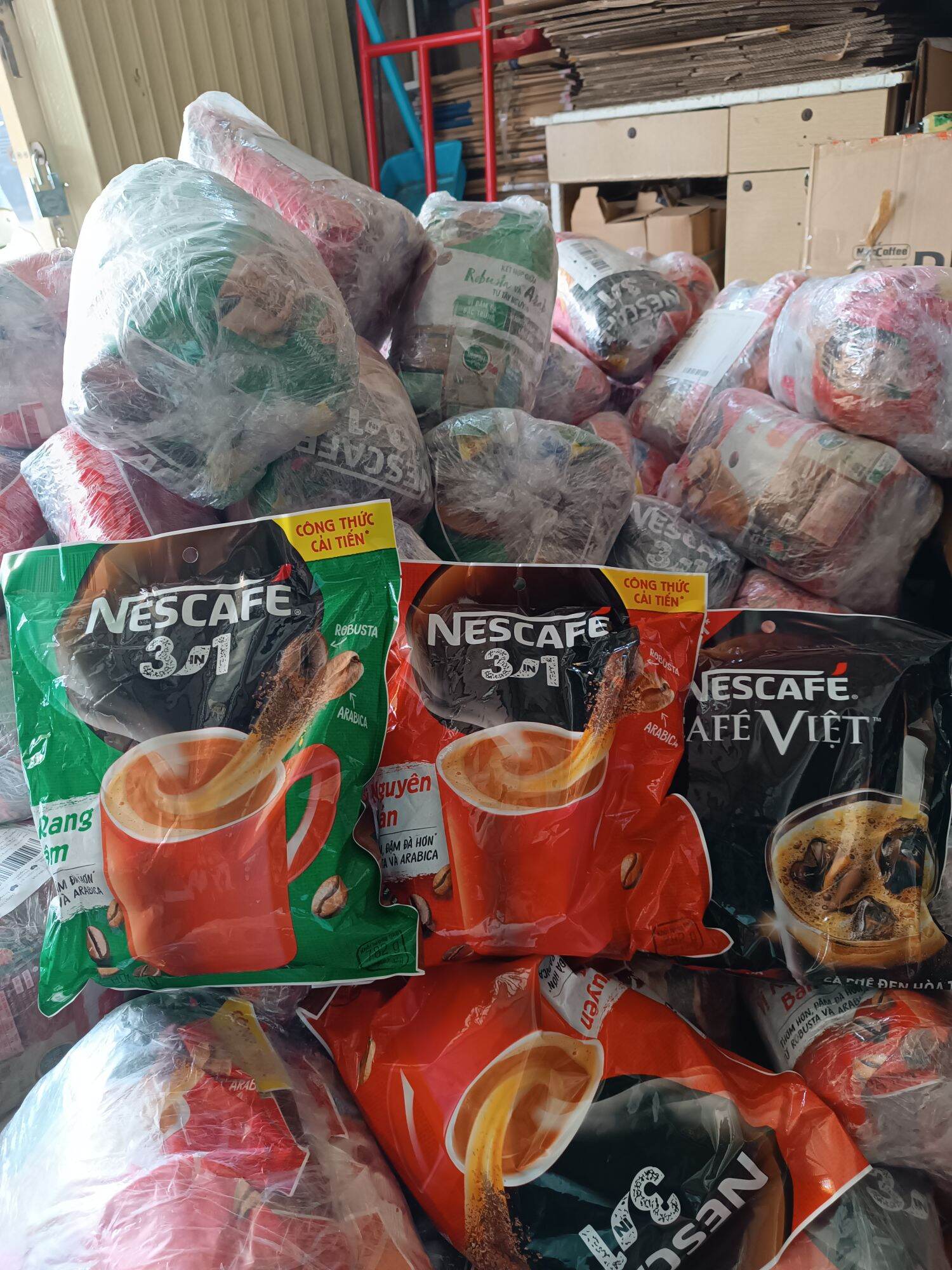 Cafê Nescafé xanh _Đỏ _Đen