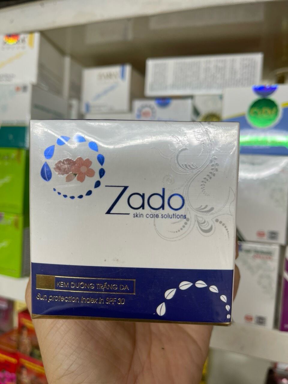 Kem dưỡng da Zado trắng da 12g