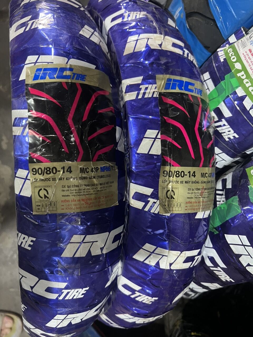Lốp irc không ruột 90/80-14
