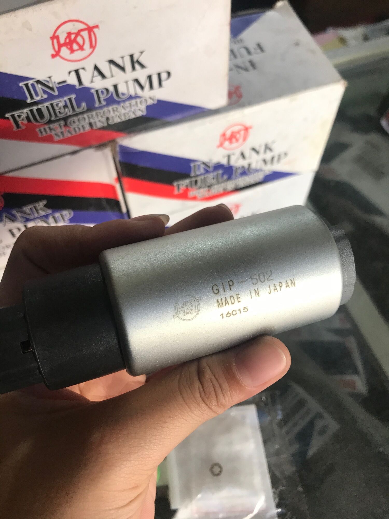 Bơm Xăng HKT Made In Japan