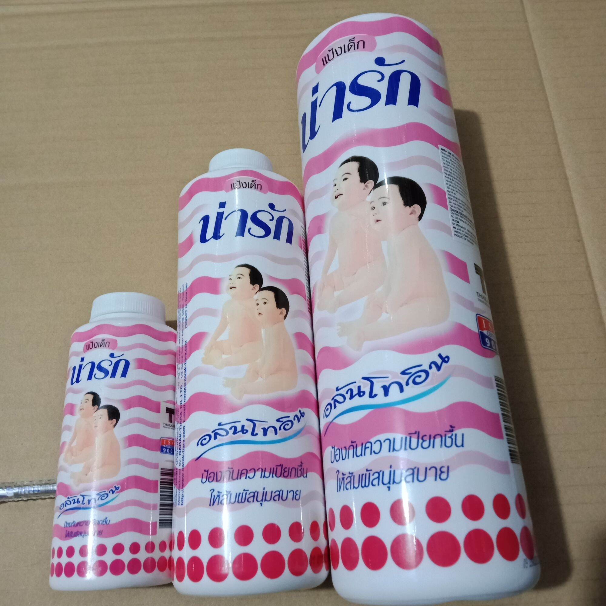 Phấn rôm narak thái lan cho bé và người lớn