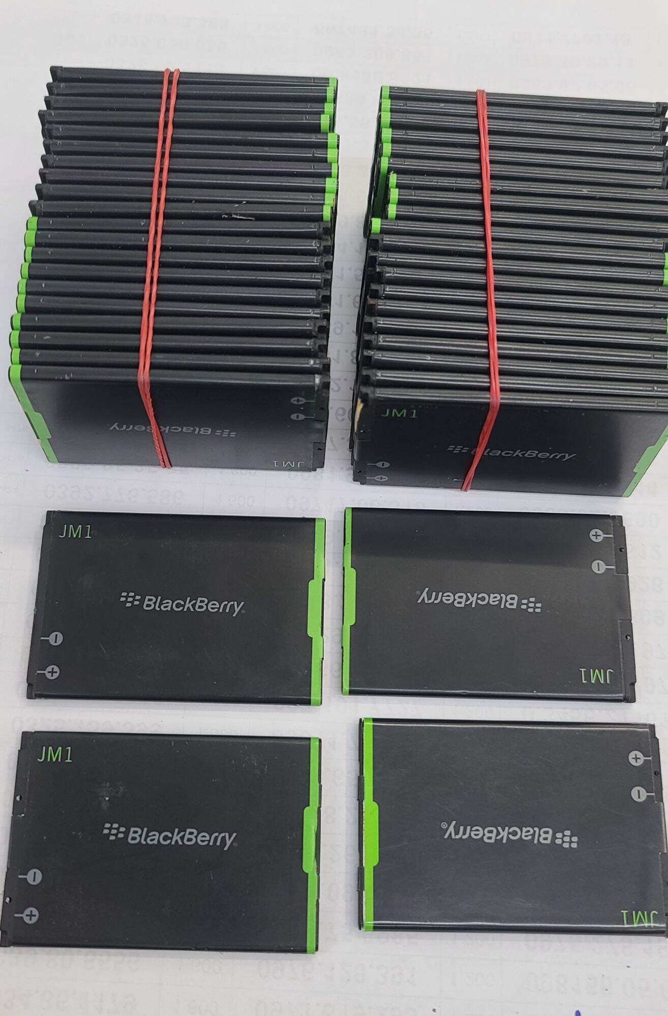 Pin blackberry jm1 cho 9900, 9930, 9860 v.v..