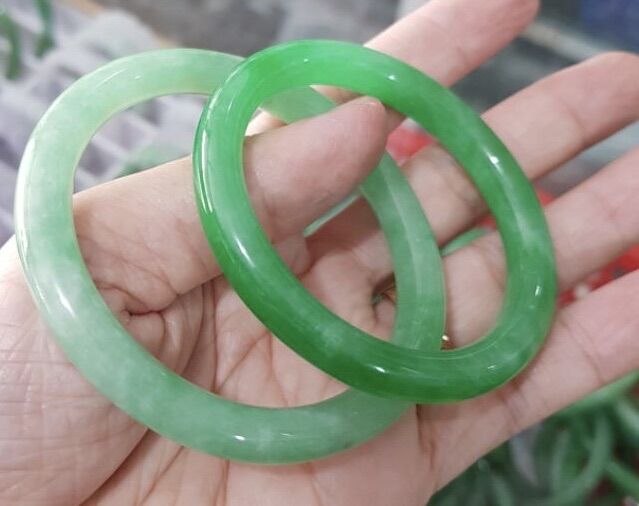 Vòng cẩm thạch xanh cao cấp