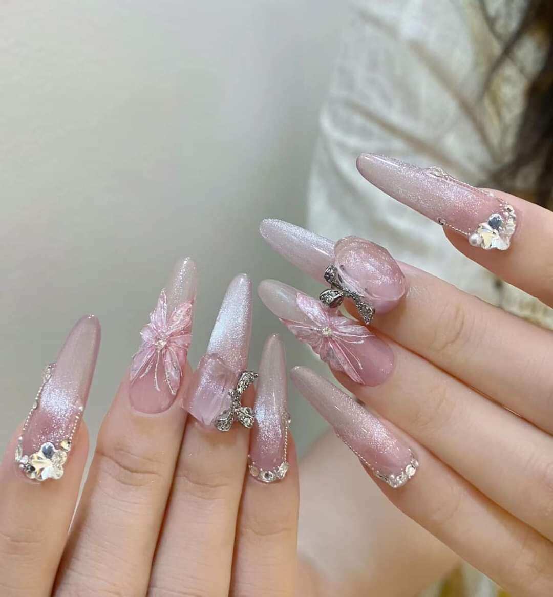 Nailbox thiết kế, màu trắng cô dâu sang chảnh , kèm keo dũa bộ 10 móng-98