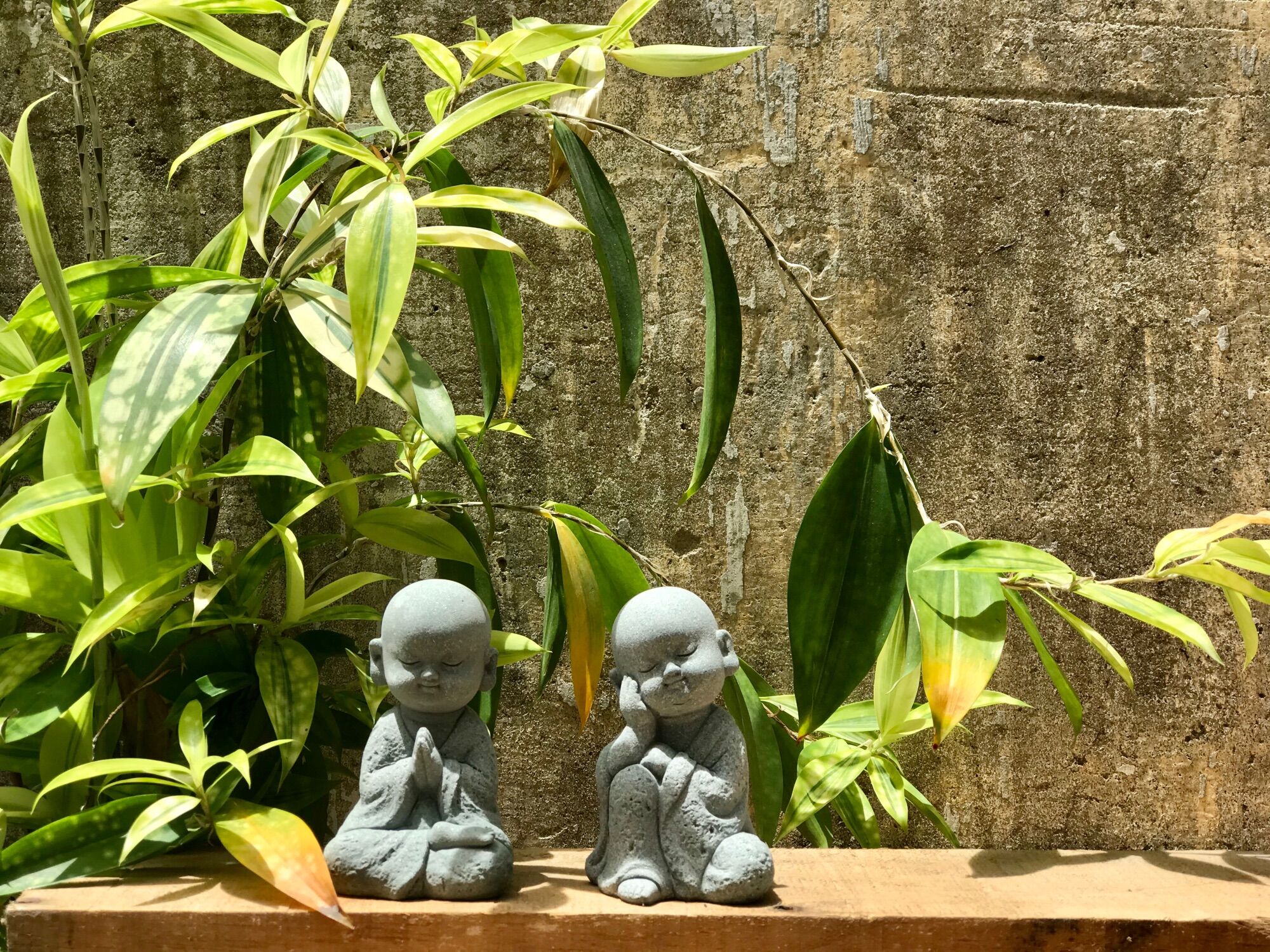 Bộ tượng 2 chú tiểu