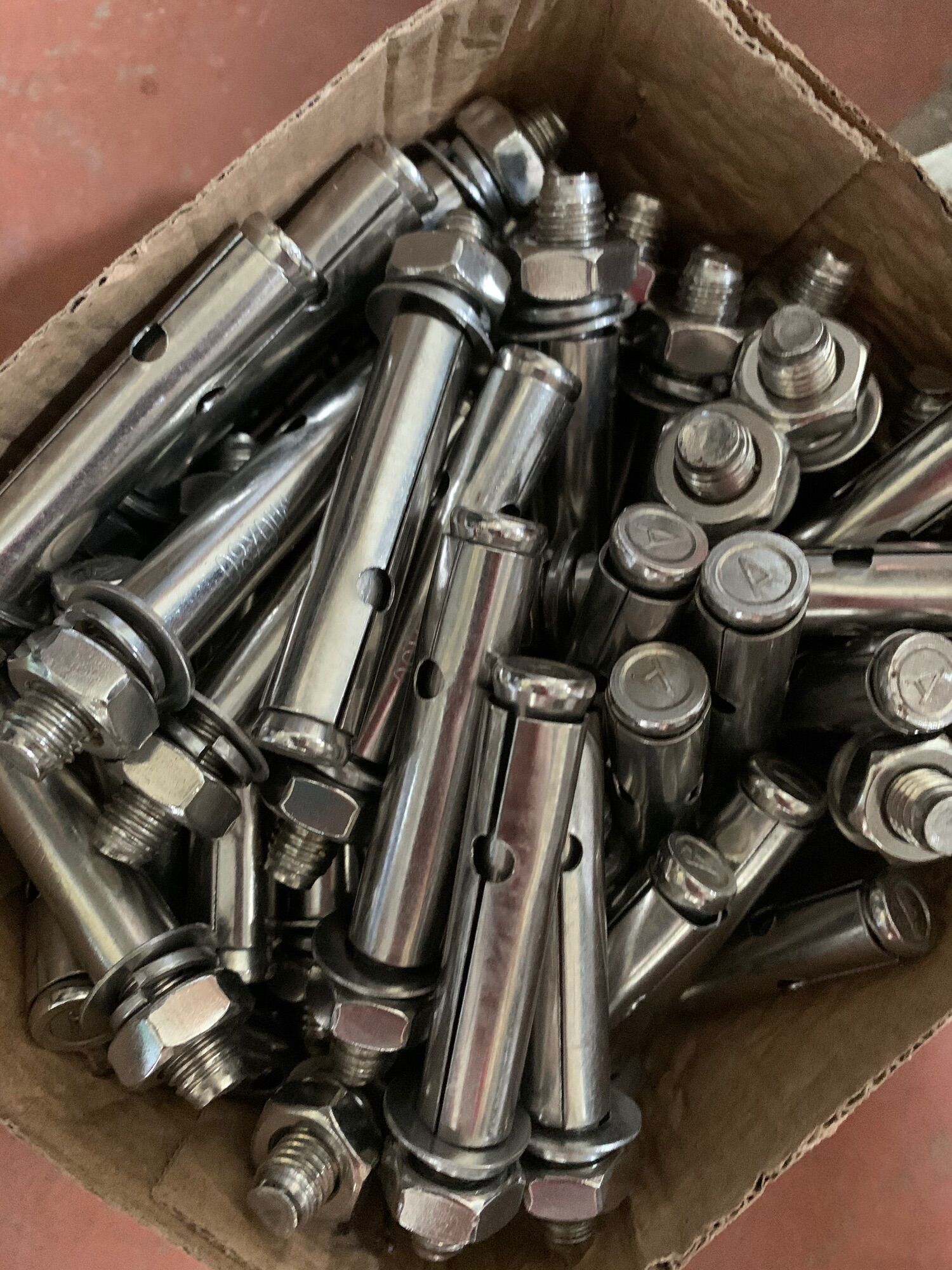 Nở inox - tắc kê inox 10x8