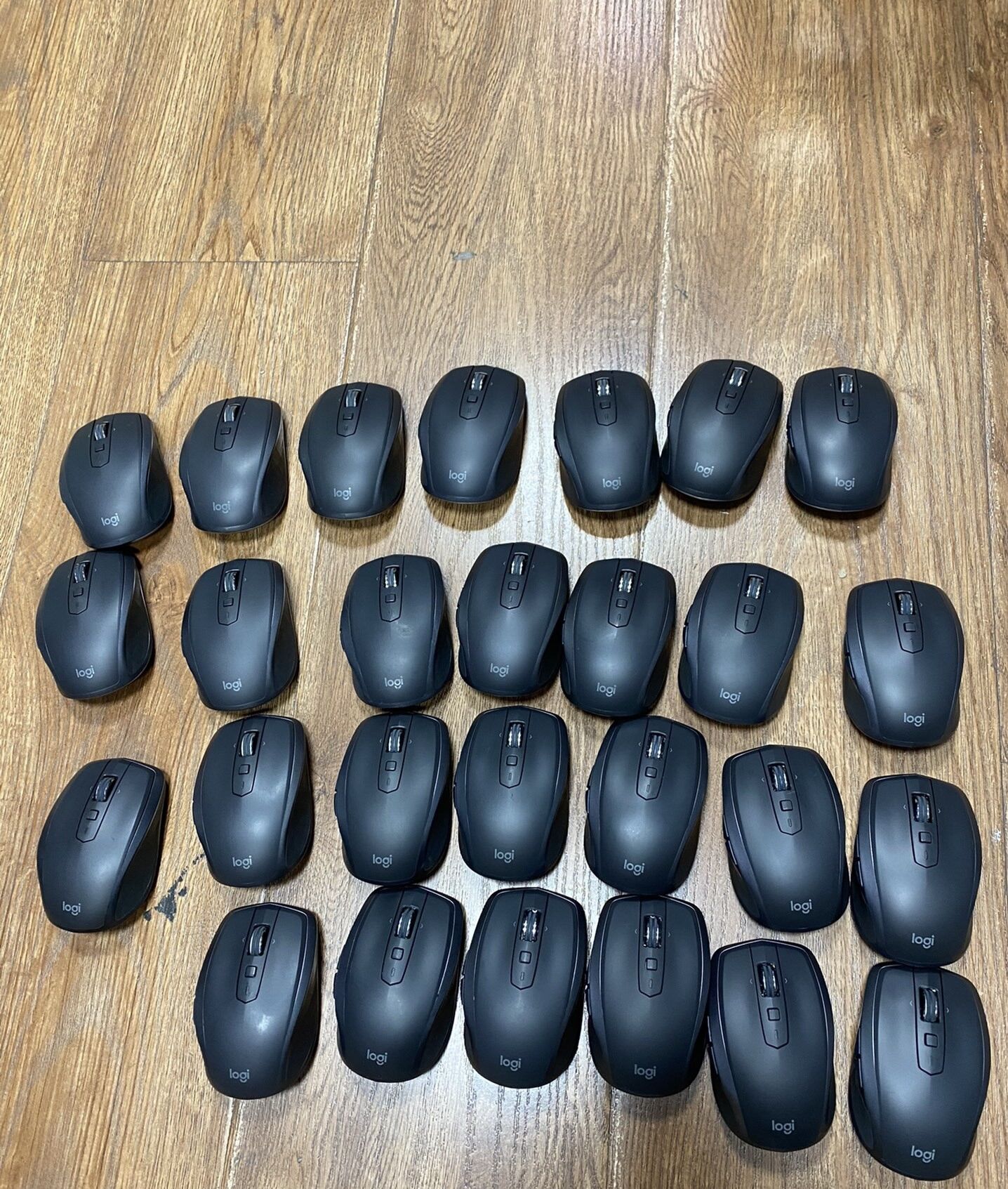 Chuột Không dây logitech mx any where 2s đã sử dụng 95%
