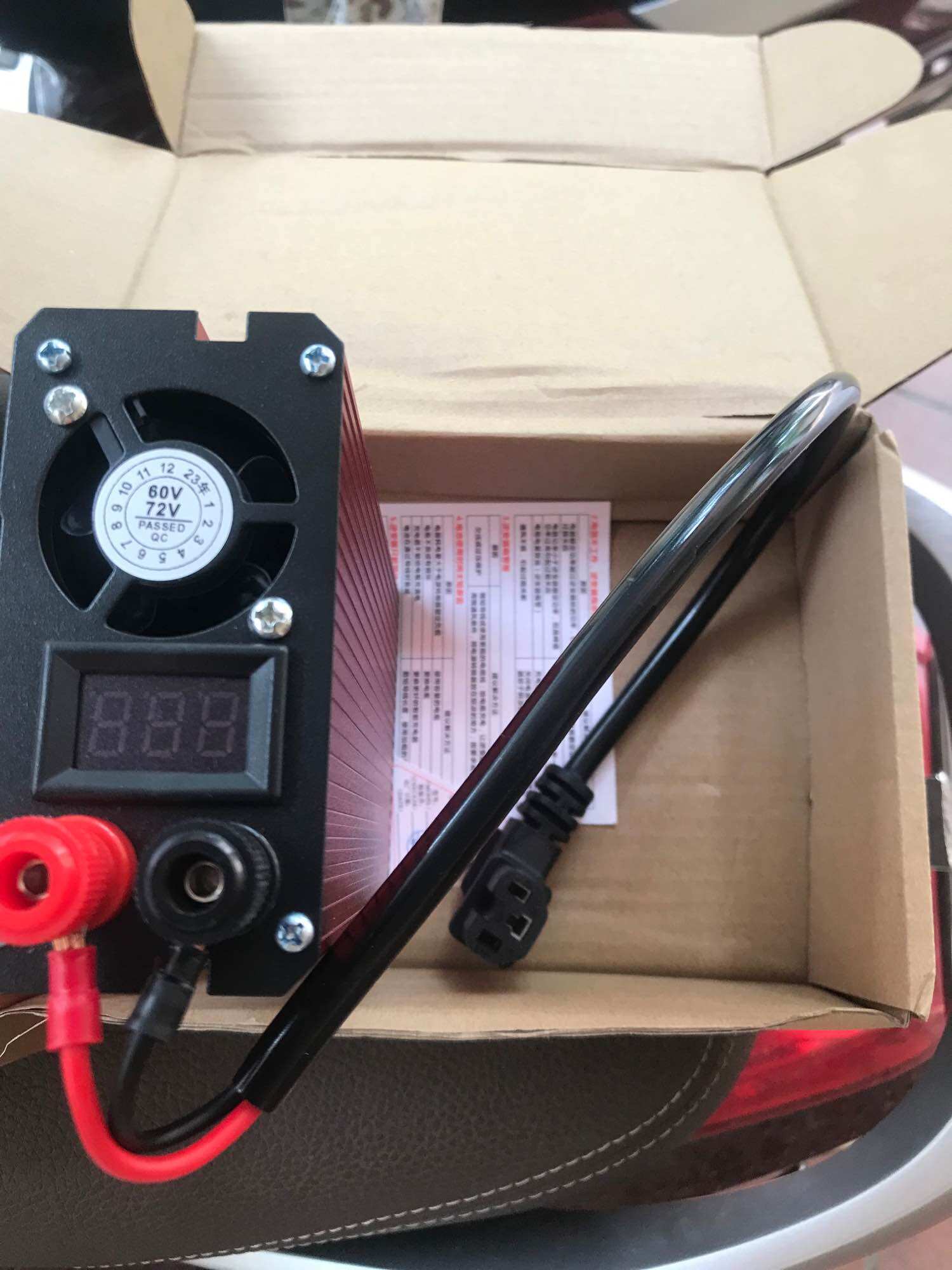 Kích 60v 72v 84v 87,6v lên 220v 1200w dùng từ xe điện chạy pin 84v, 87,6v hệ 20s và 24s đều dùng được.