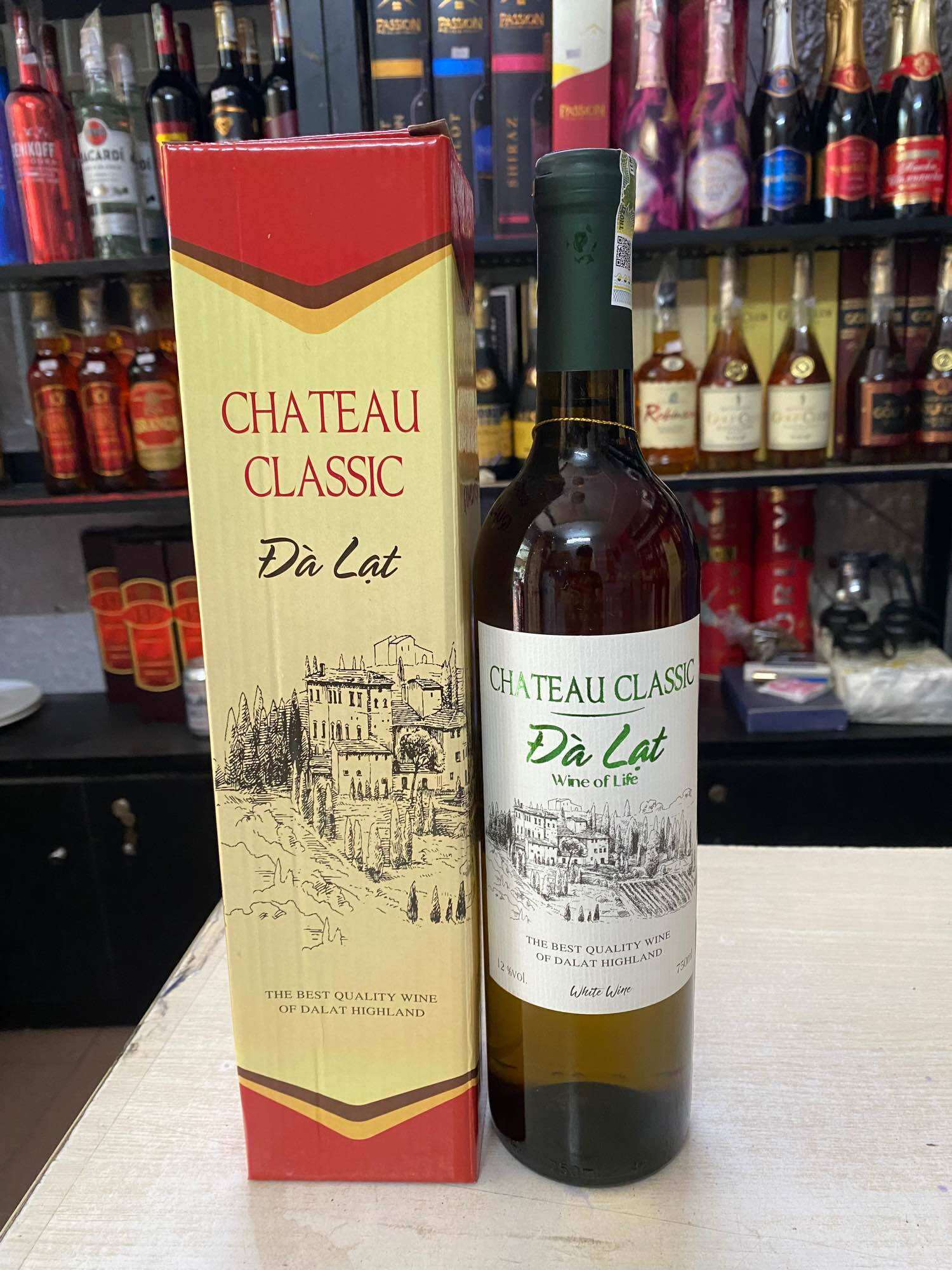 Vang Đà Lạt Trắng CHATEAU CLASSIC 12% 750ml