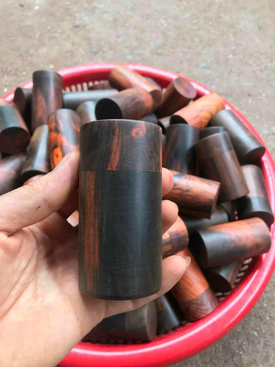 Lọ đựng tăm gỗ trắc