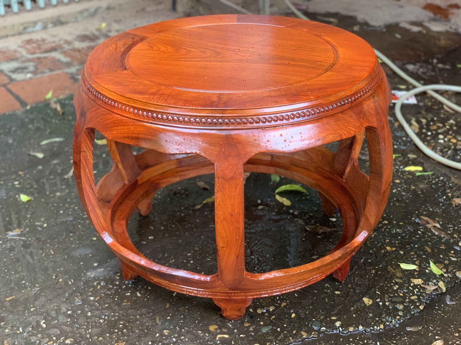 Đôn trống gỗ hương
