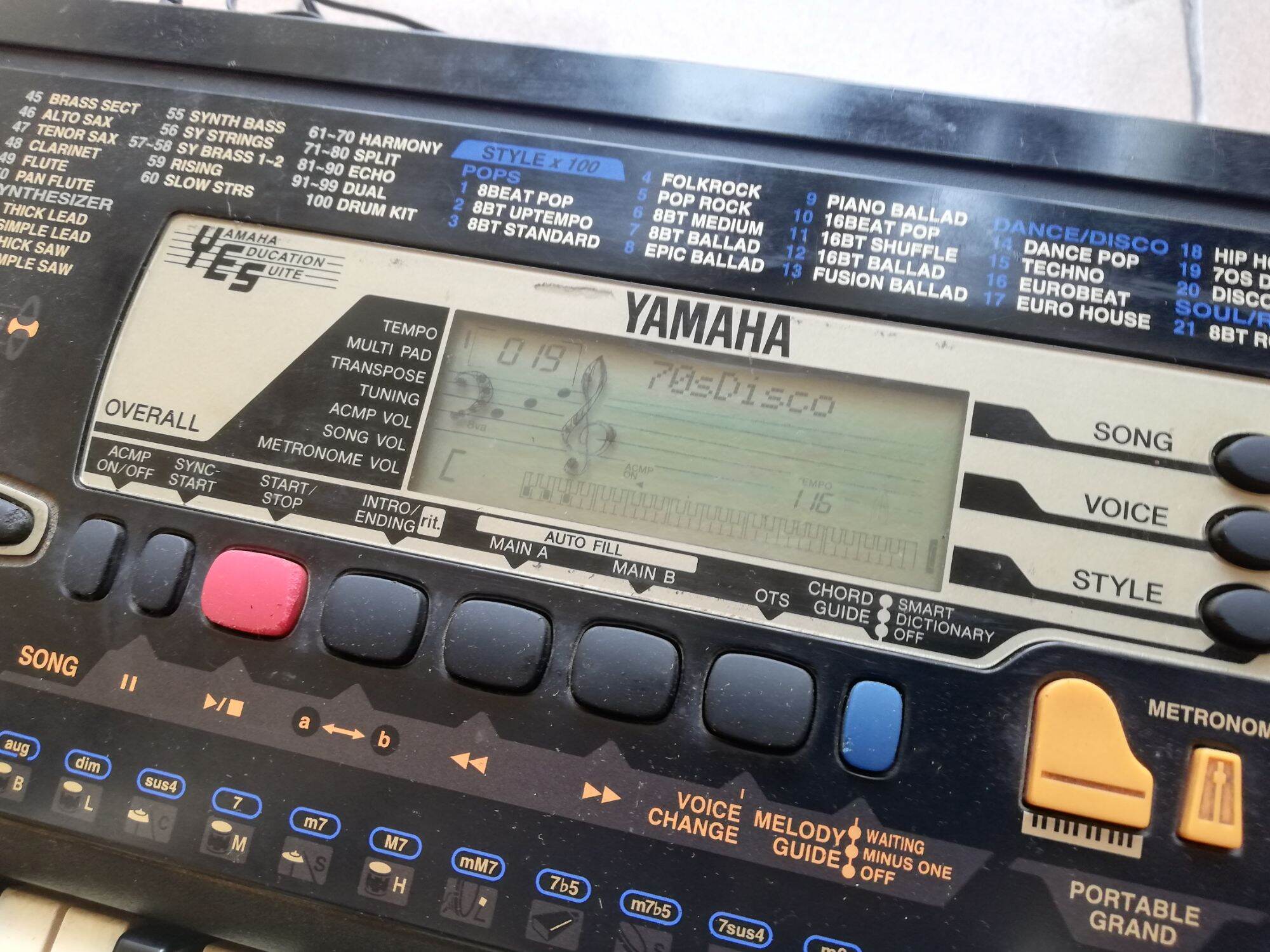 Đàn organ Yamaha PSR 195