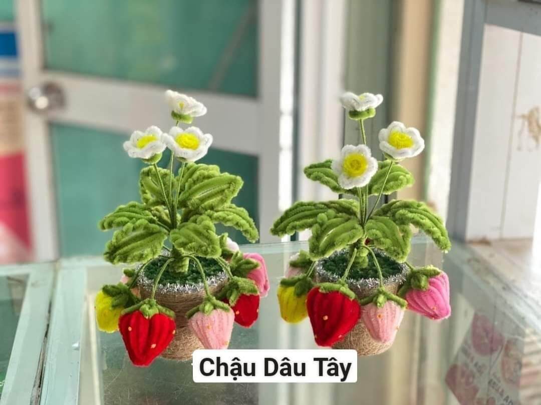 ( kèm túi đựng ) Chậu hoa mi ni bằng kẽm nhung làm sẵn