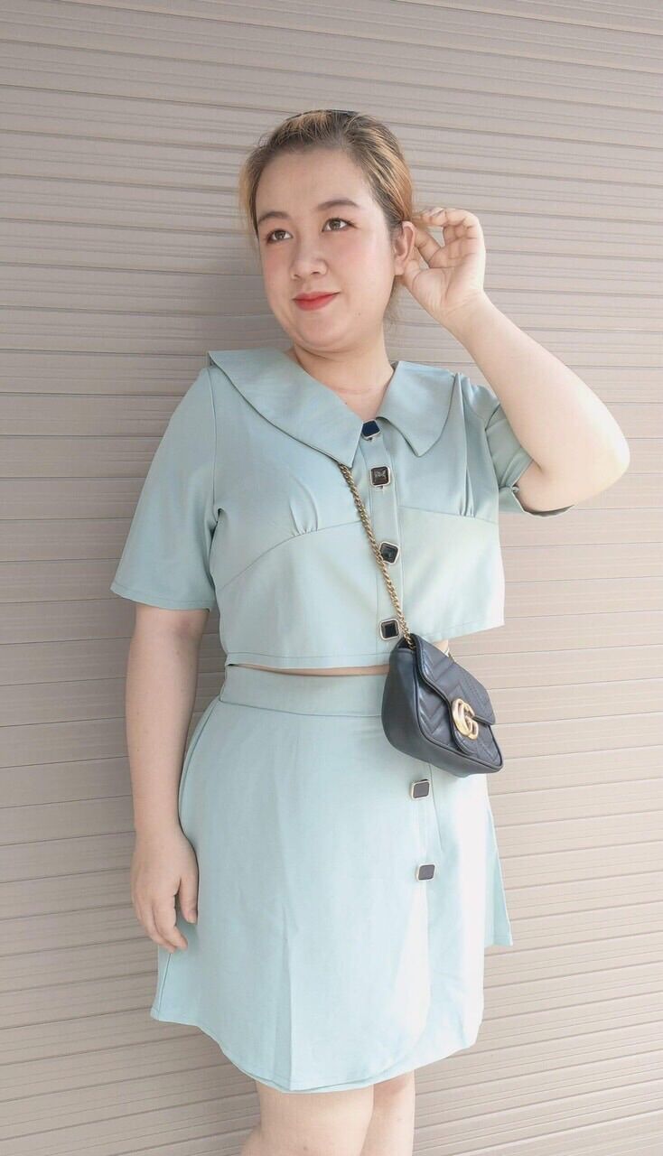Set sơ mi chân váy A công sở